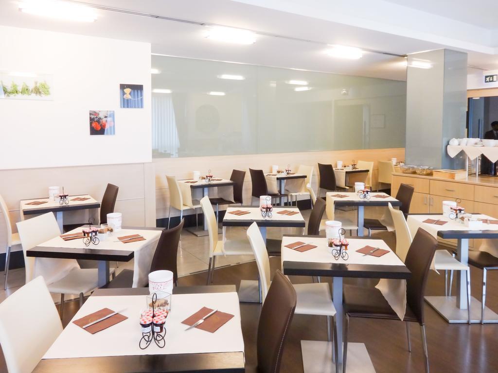Hotel Mito Ossona Екстериор снимка
