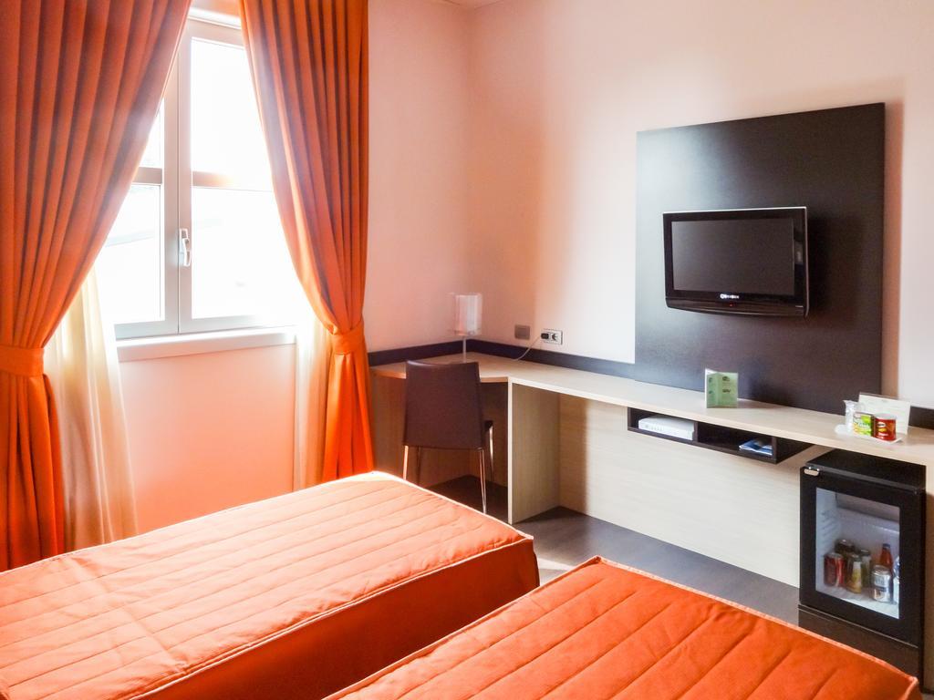 Hotel Mito Ossona Екстериор снимка