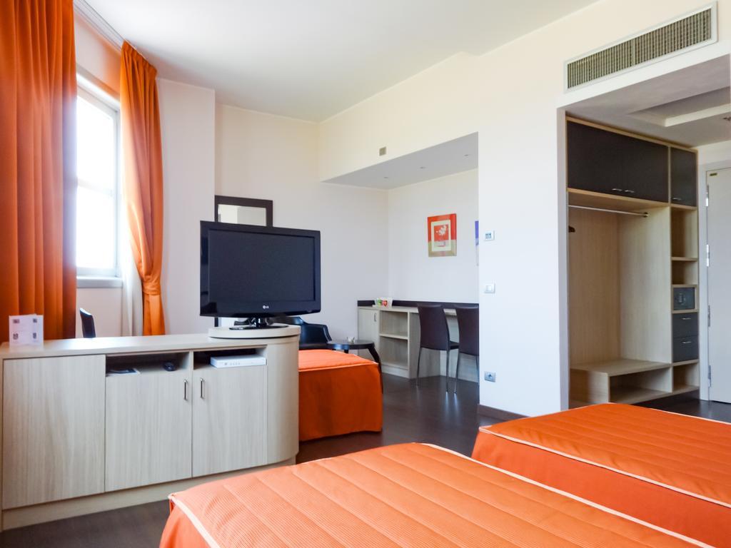 Hotel Mito Ossona Екстериор снимка