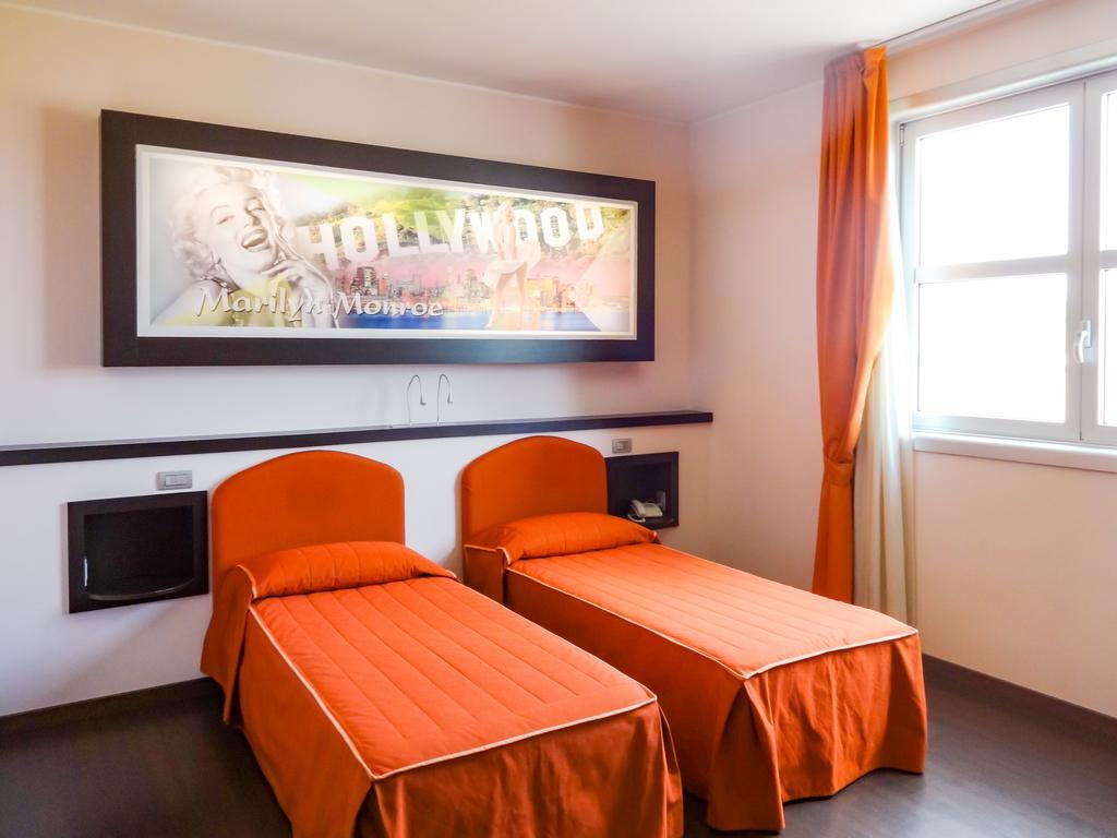 Hotel Mito Ossona Екстериор снимка